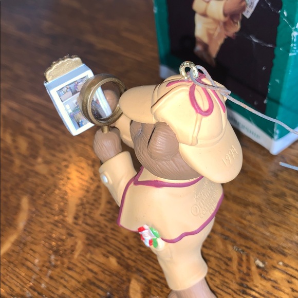 1994 Hallmark Keepsake Ornament - Collector's Club "Holiday Pursuit" - Picture 3 of 9